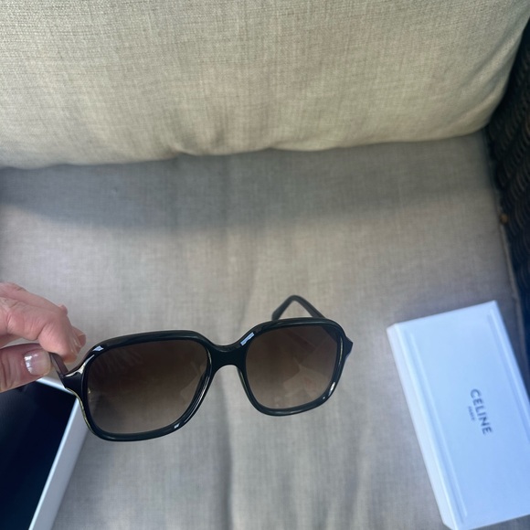 Celine Oversize Gradient Sunglasses - Picture 9 of 14